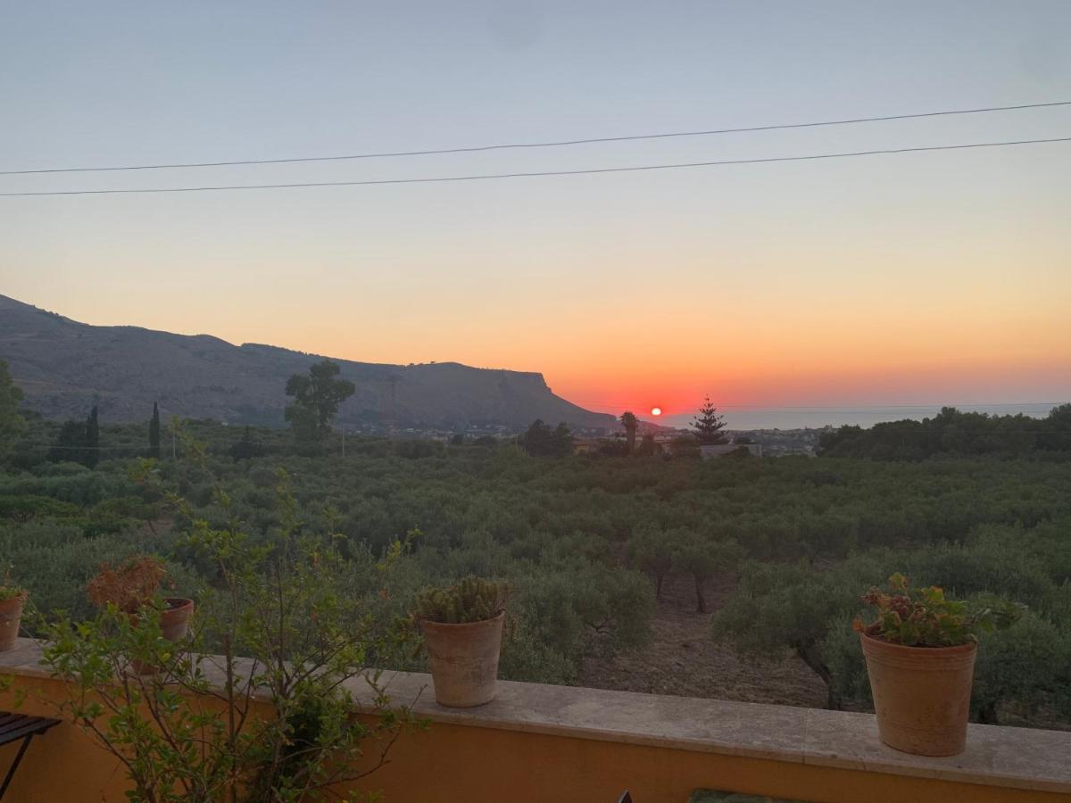 Casale Belvedere Vista Mare Valderice Exterior foto
